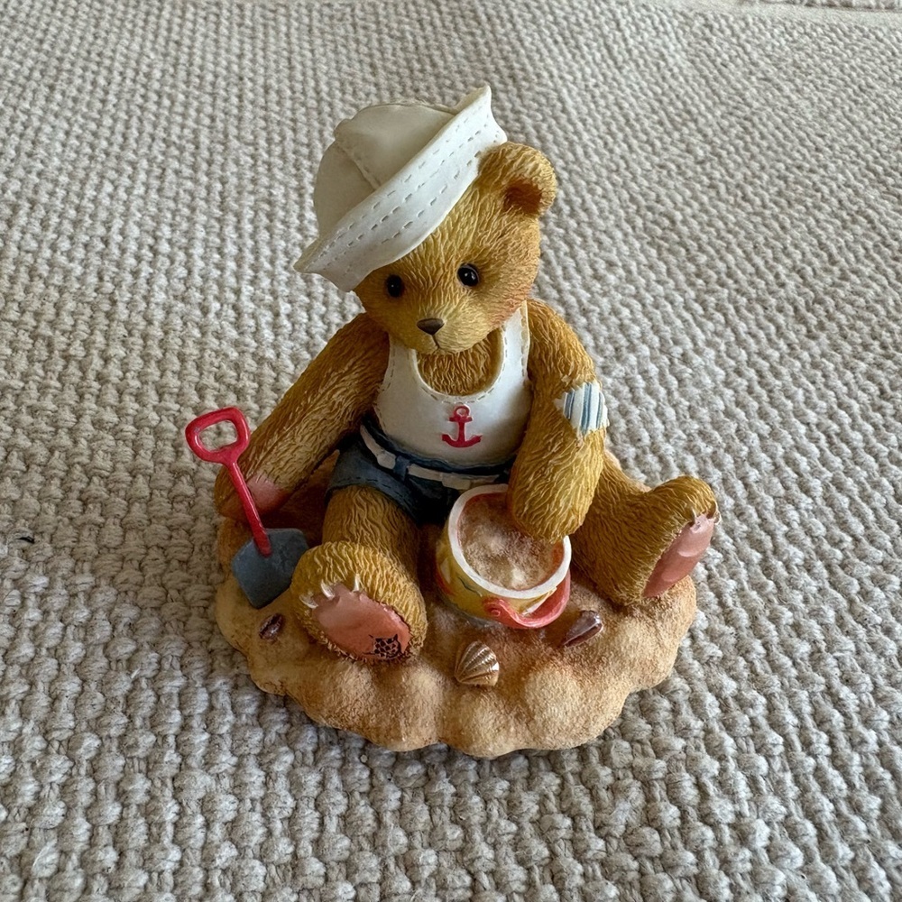 Vintage Cherished Teddies Gregg “Everything Pales in Comparison” Figurine 3 1/2”